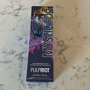 Brand New Pulpriot semi permanent color 4oz. Bundle with other items to save:)
